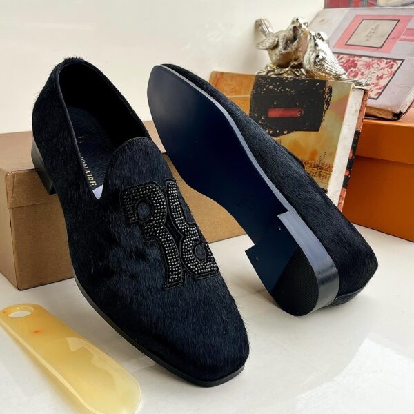 corporate/casual men's shoe